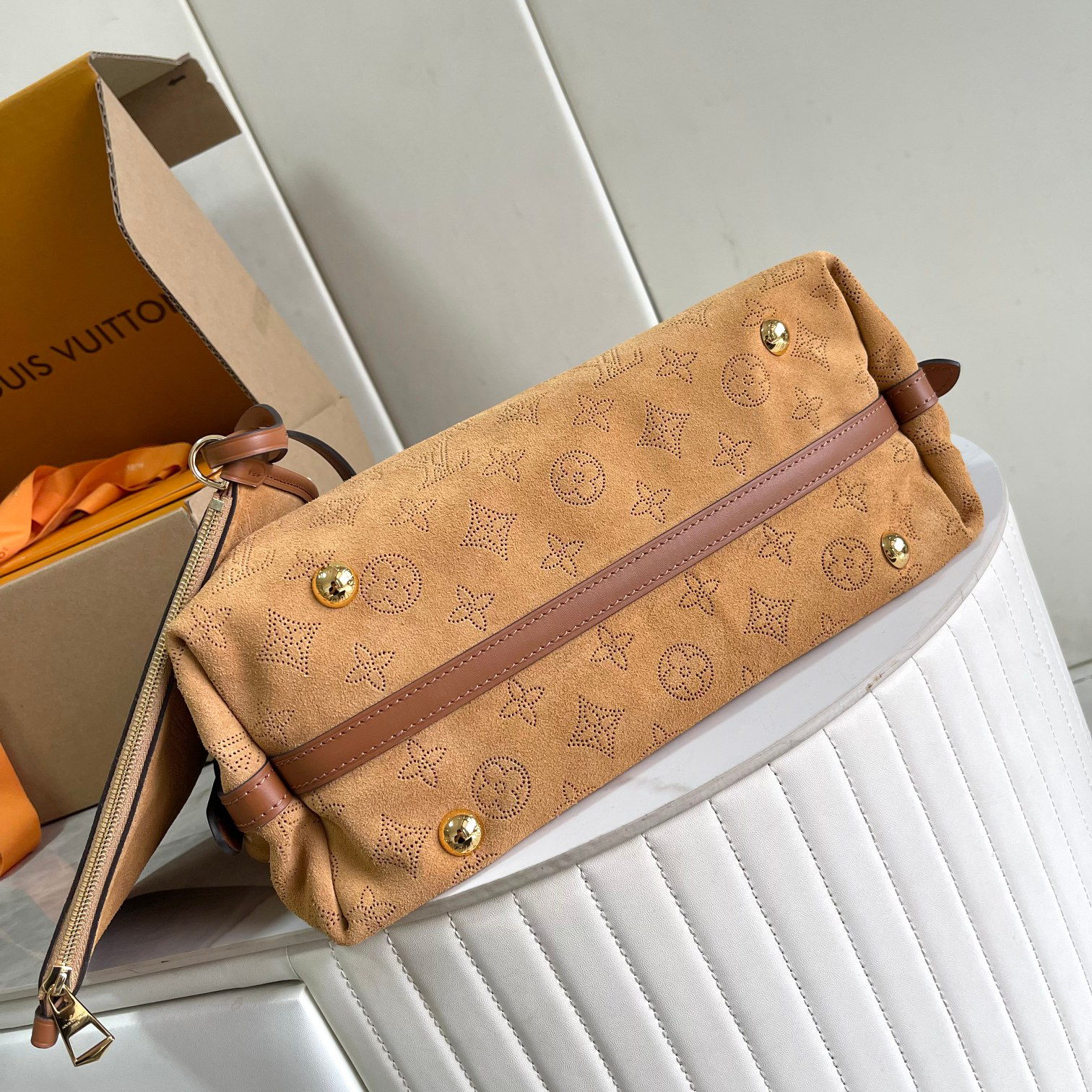 Louis Vuitton LV Ski CarryAll Small Handbag - Image 4