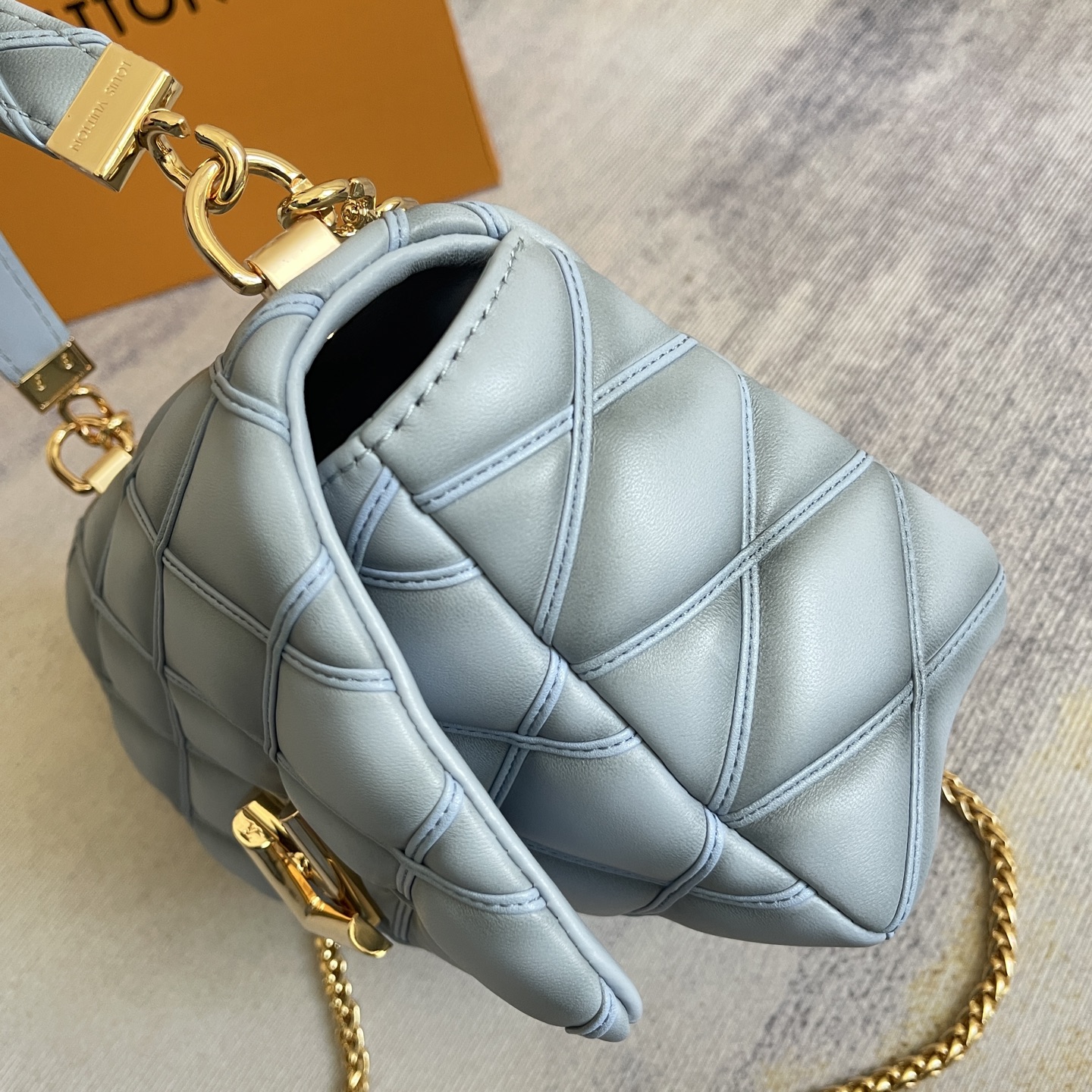 GO-14 Medium Lambskin Handbag - Image 4