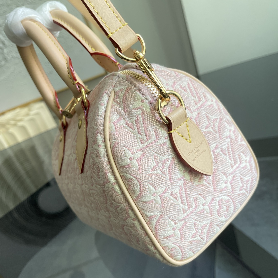 Louis Vuitton Speedy Bandoulière 20 Handbag in Pink Monogram Emblème Canvas - Image 4