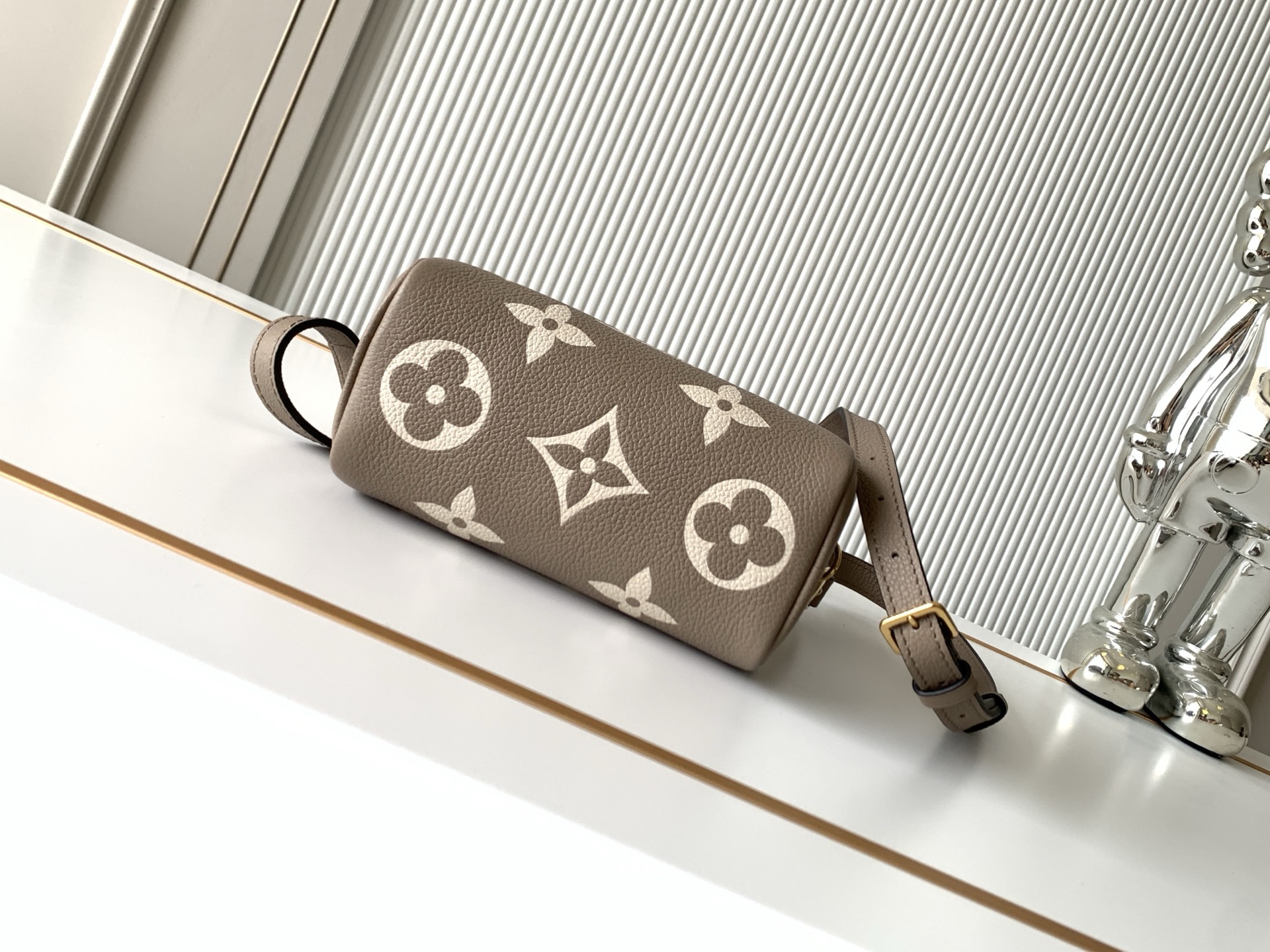 Nano Speedy Handbag in Elephant Grey Monogram Empreinte Leather - Image 4