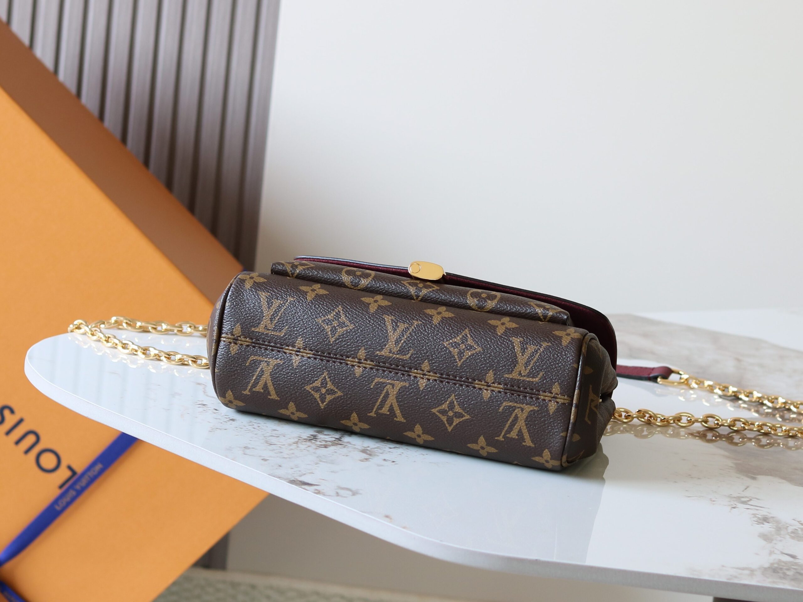 Saint-Germain BB Handbag - Image 4