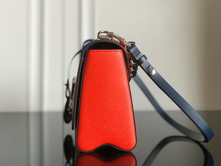 Louis Vuitton Twist Medium Crossbody Bag in Red Epi Leather - Image 4
