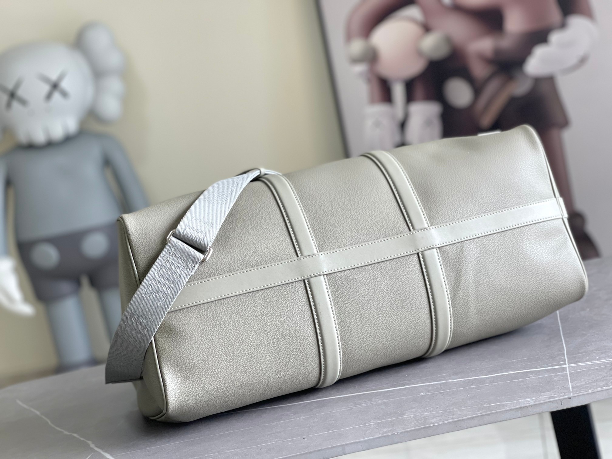 Louis Vuitton Keepall Bandoulière 50 Travel Bag - Image 4