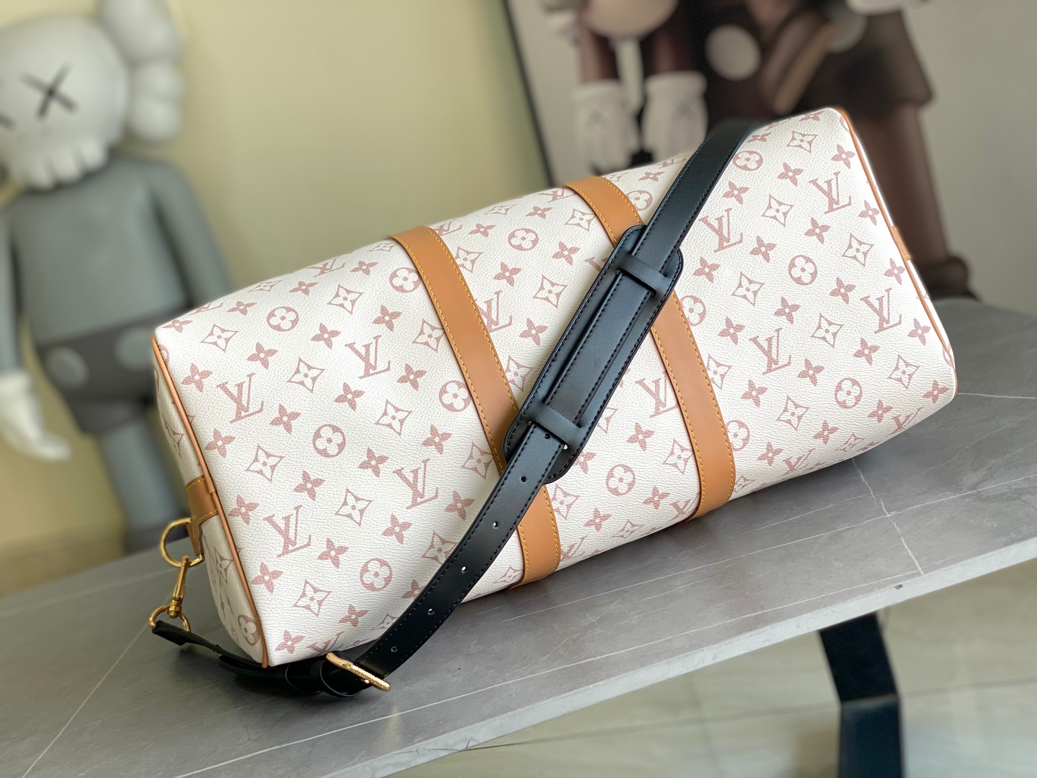 Louis Vuitton Keepall 45 Travel Bag - Image 4