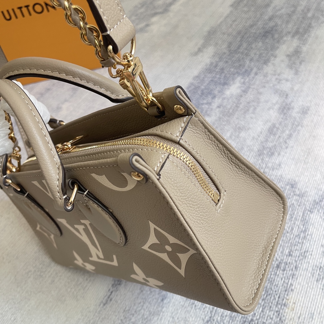 Louis Vuitton OnTheGo Small Handbag in Giant Monogram Leather - Image 4