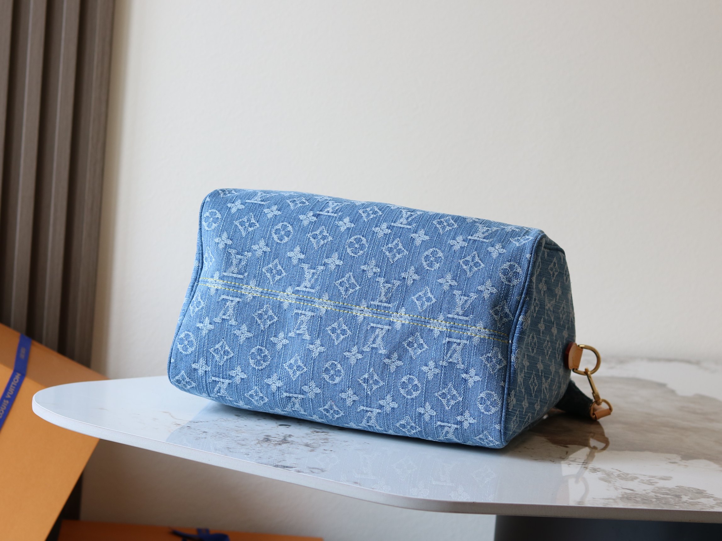 Louis Vuitton Speedy Bandouliere 30 Denim Handbag - Image 4