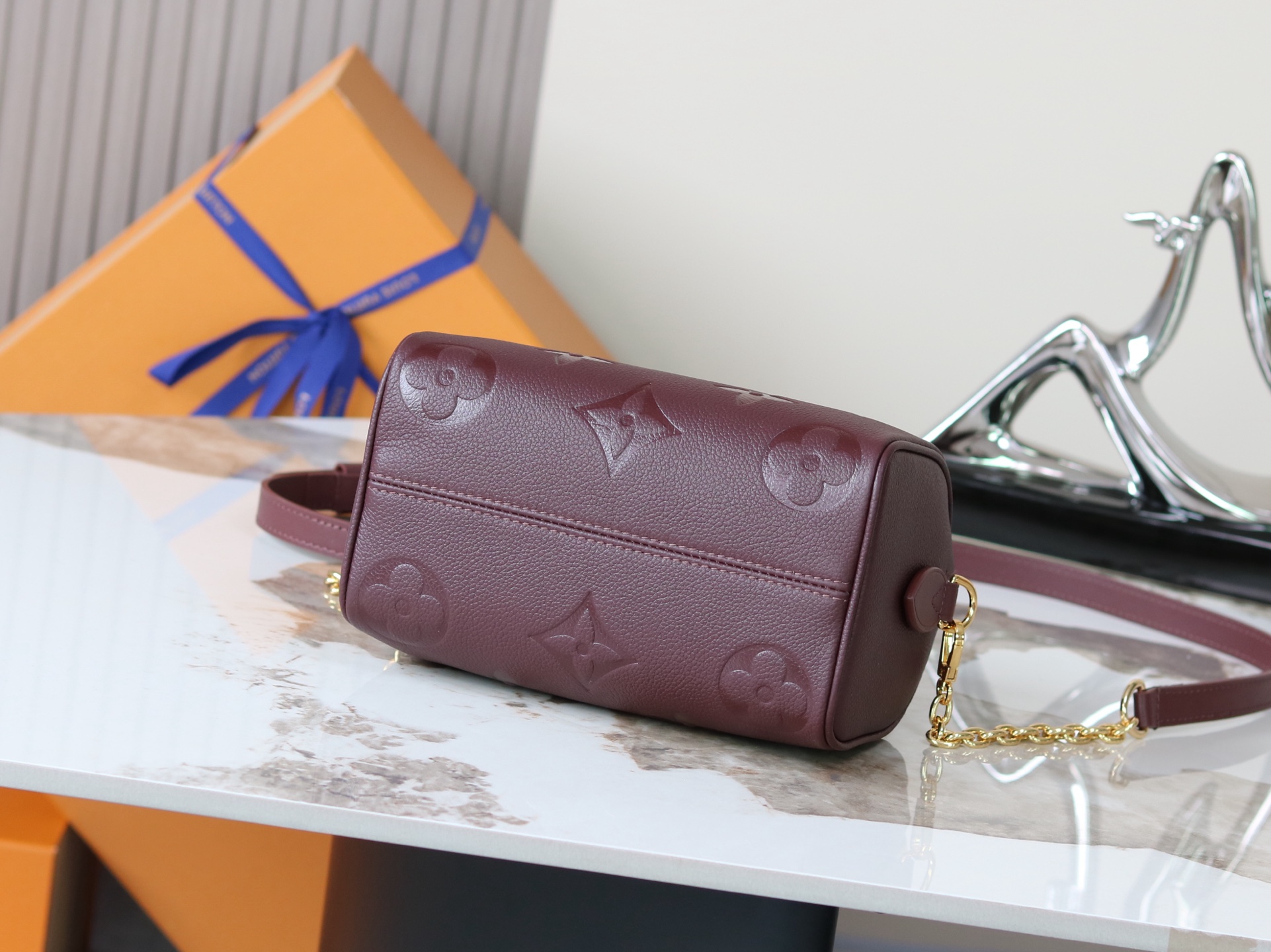 Louis Vuitton Sedy Bandoulière 20 Crossbody Bag in Burgundy Monogram Empreinte Leather - Image 4