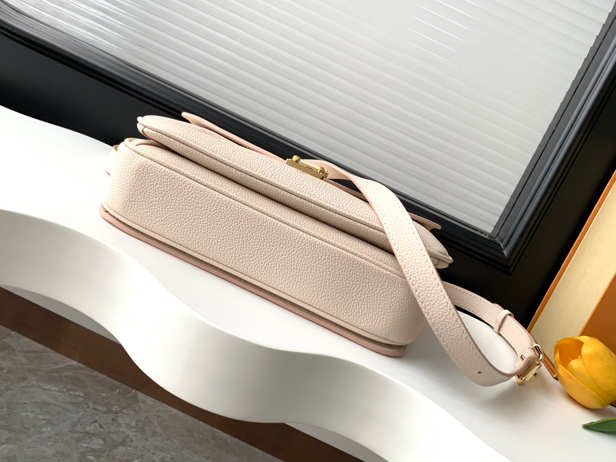 Pochette Metis MM Monogram Empreinte Leather Crossbody Bag - Image 4