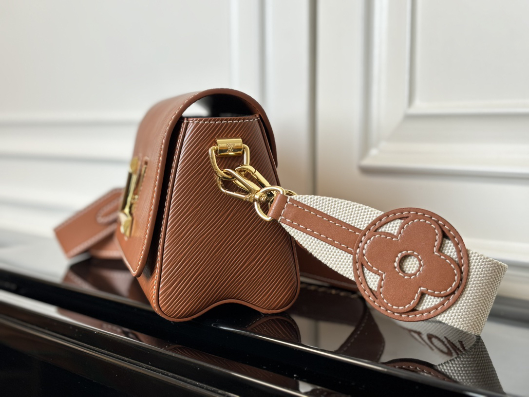 Louis Vuitton Twist Traveler Small Handbag - Image 4