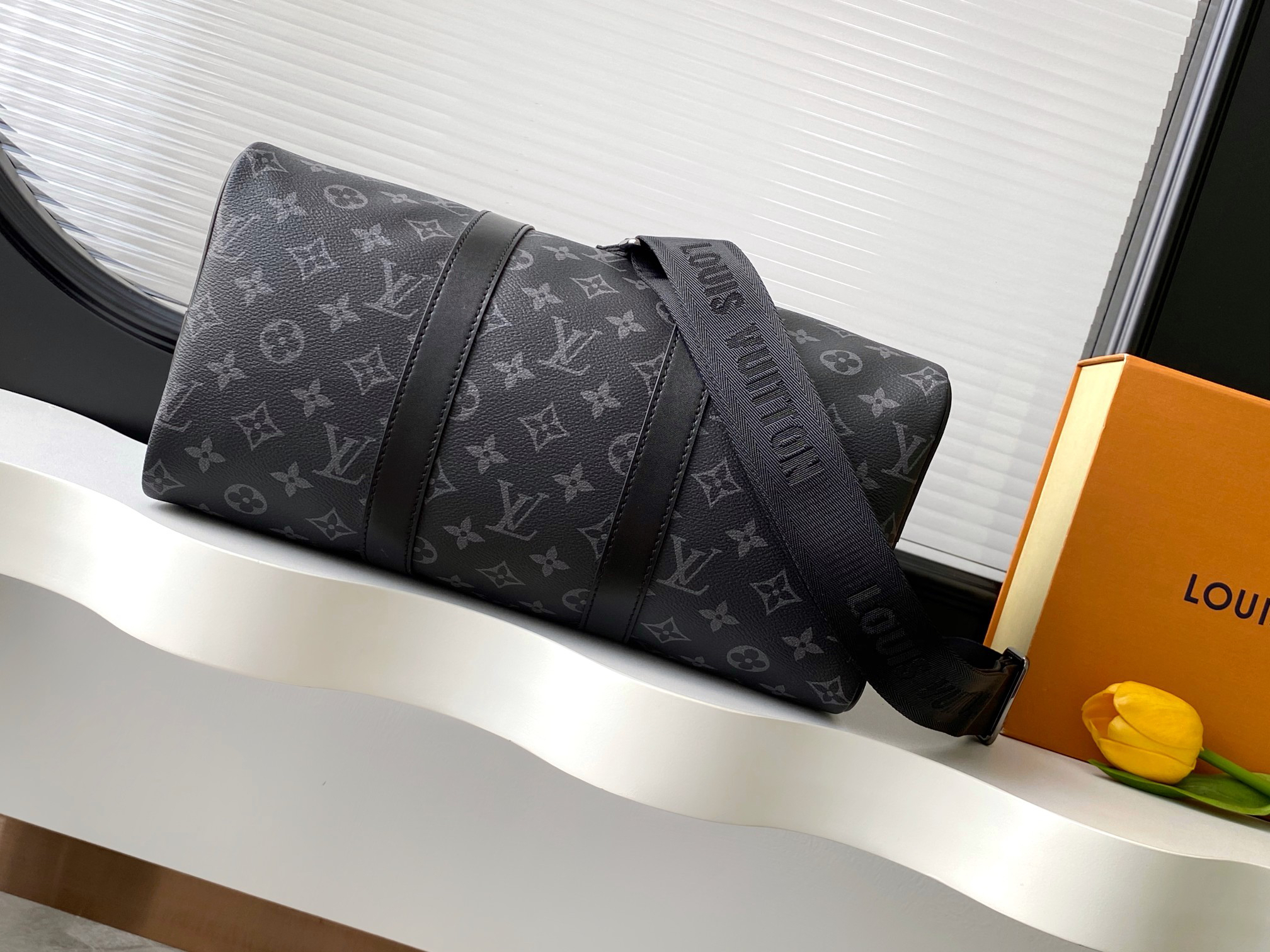 Louis Vuitton Keepall Bandoulière 35 Travel Bag in Monogram Eclipse - Image 4