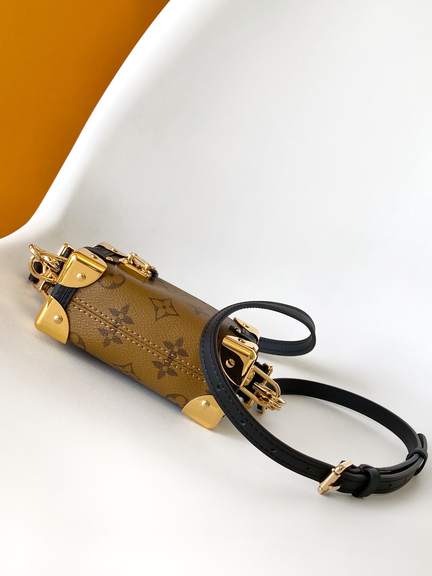 Louis Vuitton Pico Side Trunk Bag - Image 4