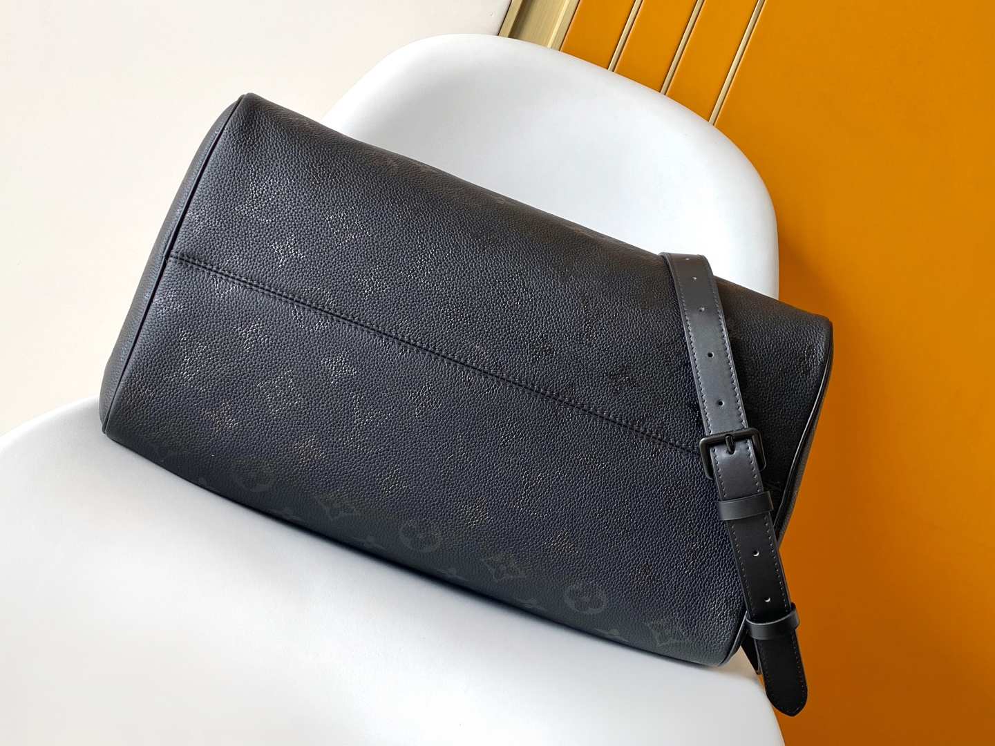 Louis Vuitton Speedy P9 Bandoulière 40 Leather Handbag - Image 4