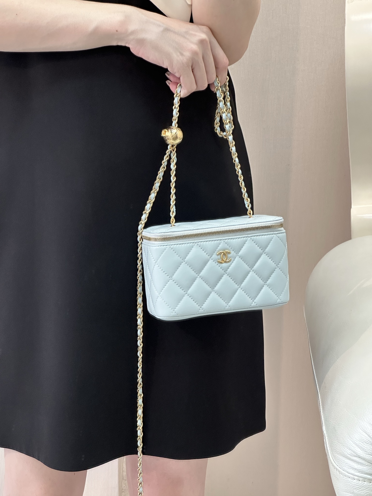 Chanel Gold Ball Box Crossbody Bag - Image 4