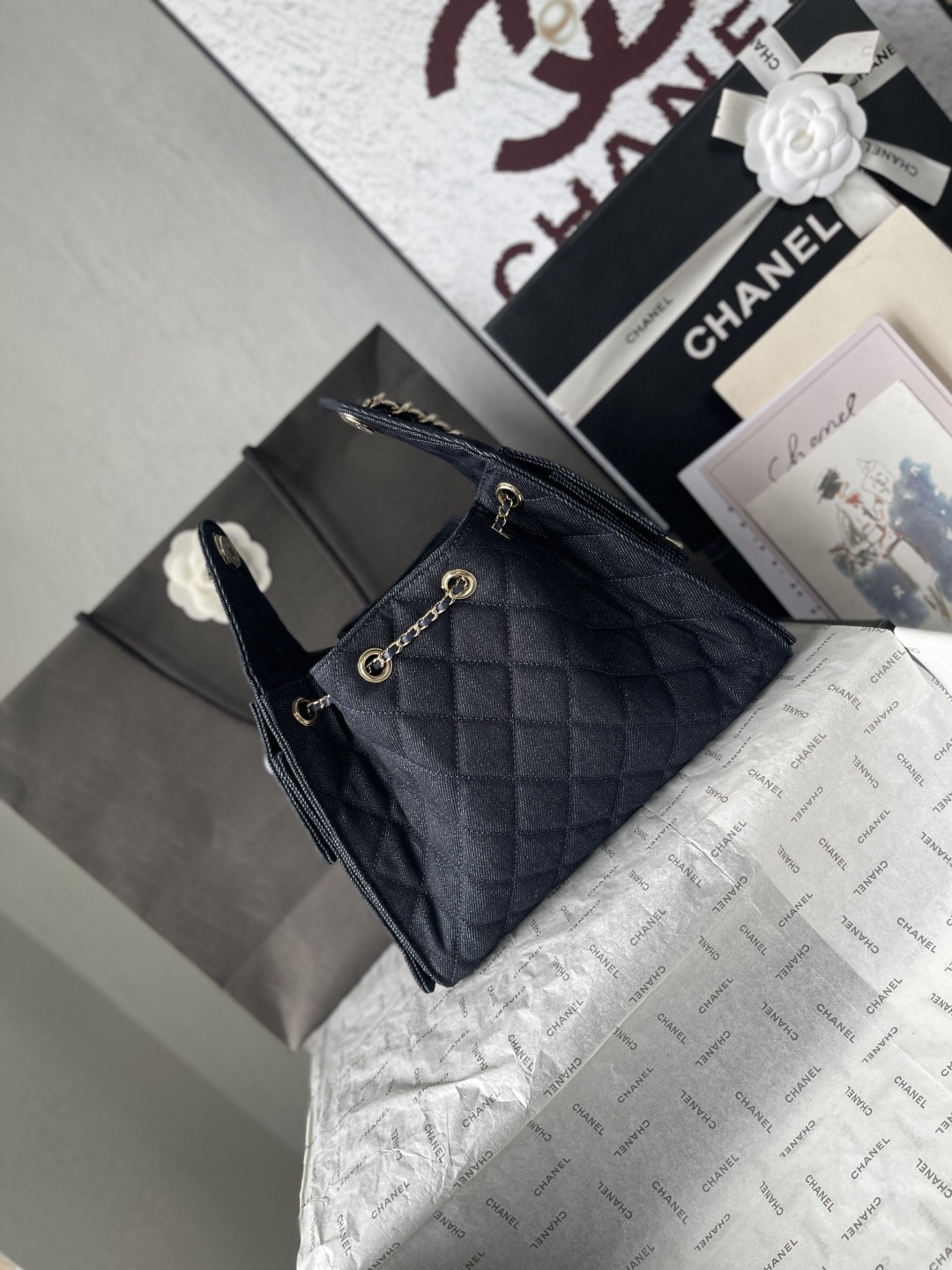 Chanel Quilted Dark Navy Denim Hobo Shoulder Bag - Image 4