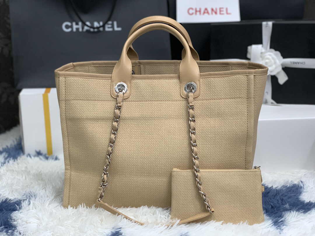 Chanel 2022 Mother and Daughter Beach Denim Canvas Tote Bag - Image 4