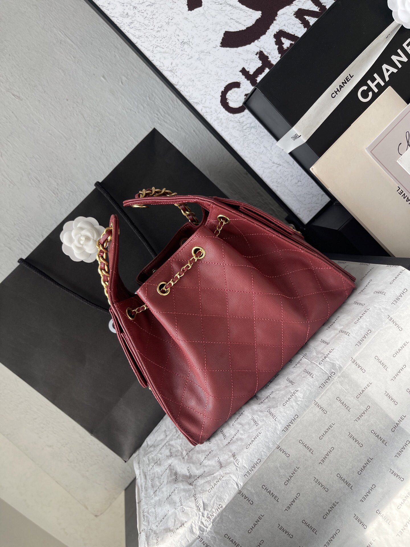 Chanel Textured Leather Hobo Shoulder Bag - Image 4