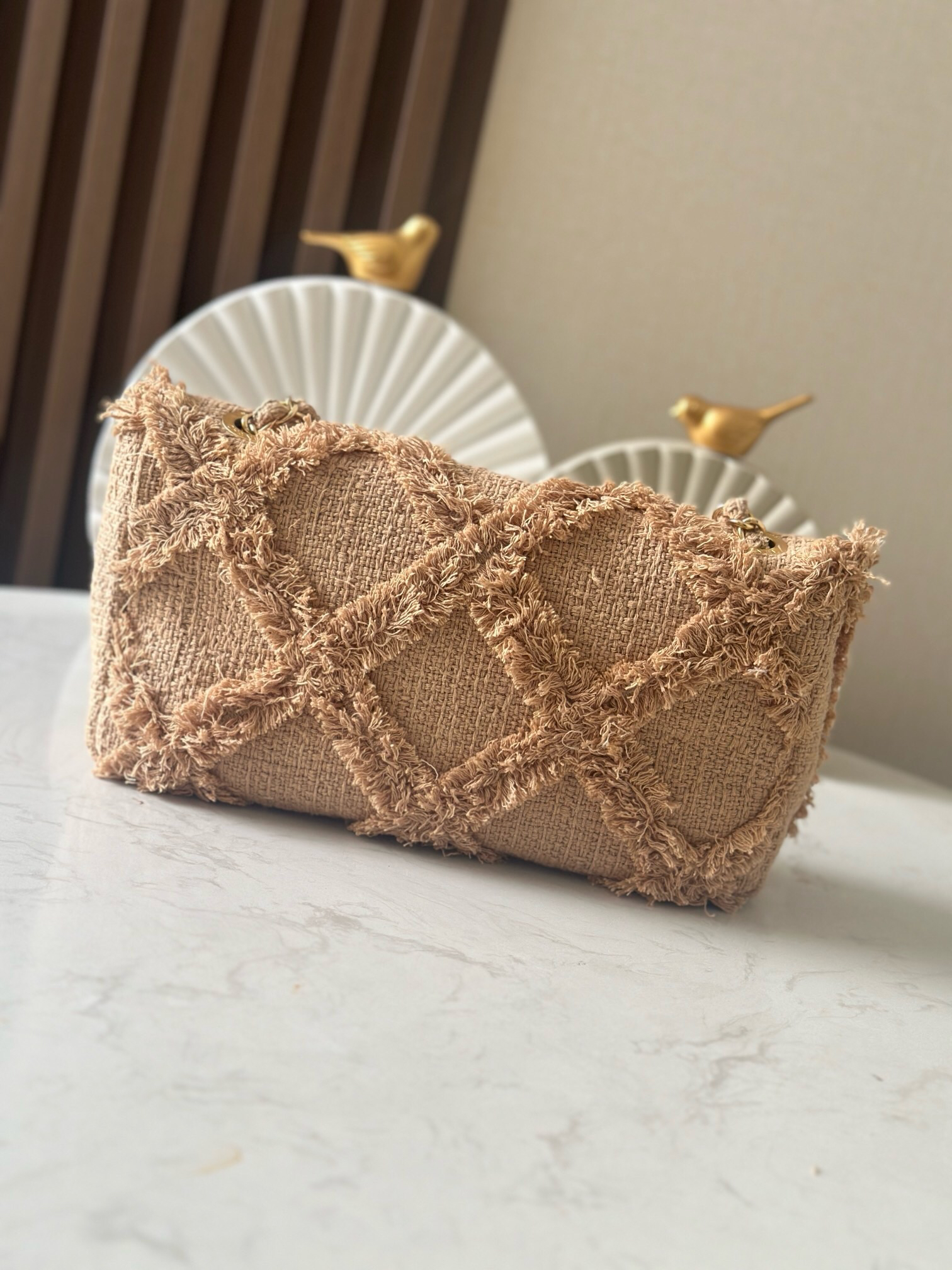 Vintage Straw Bag with Linen Weave and Fringe - Image 4
