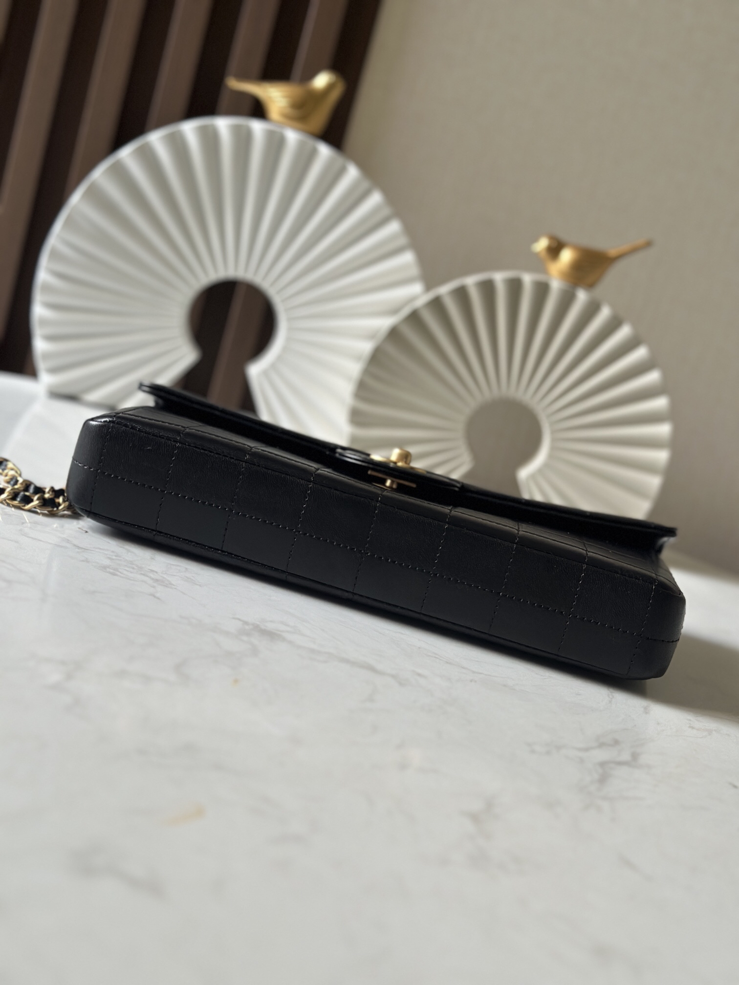 Chanel Vintage Lambskin Underarm Shoulder Bag in Soft Milk Tea - Image 4