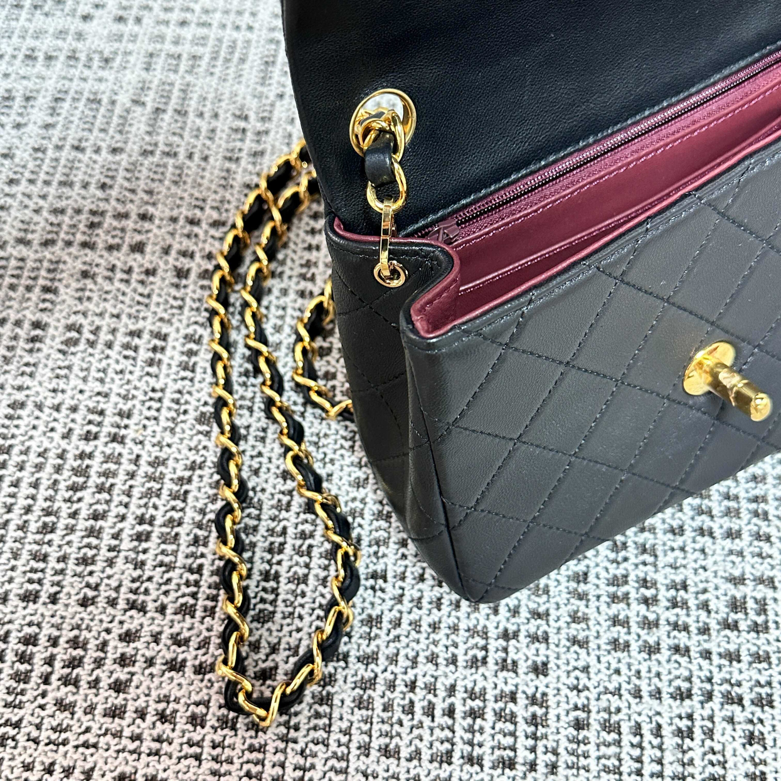 Chanel Vintage Square Crossbody Bag - Image 4