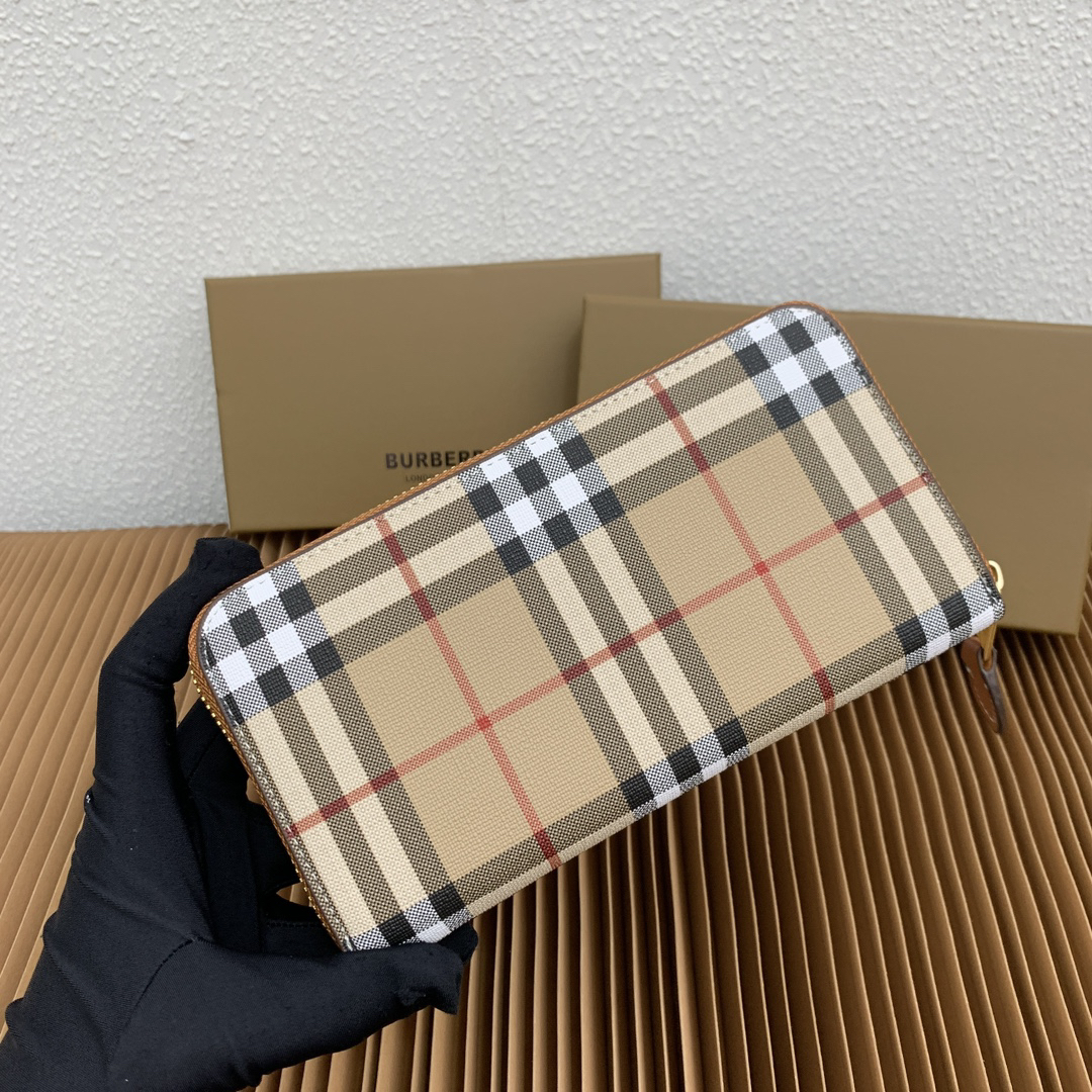 Burberry Check-Pattern Full-Zip Wallet - Image 4