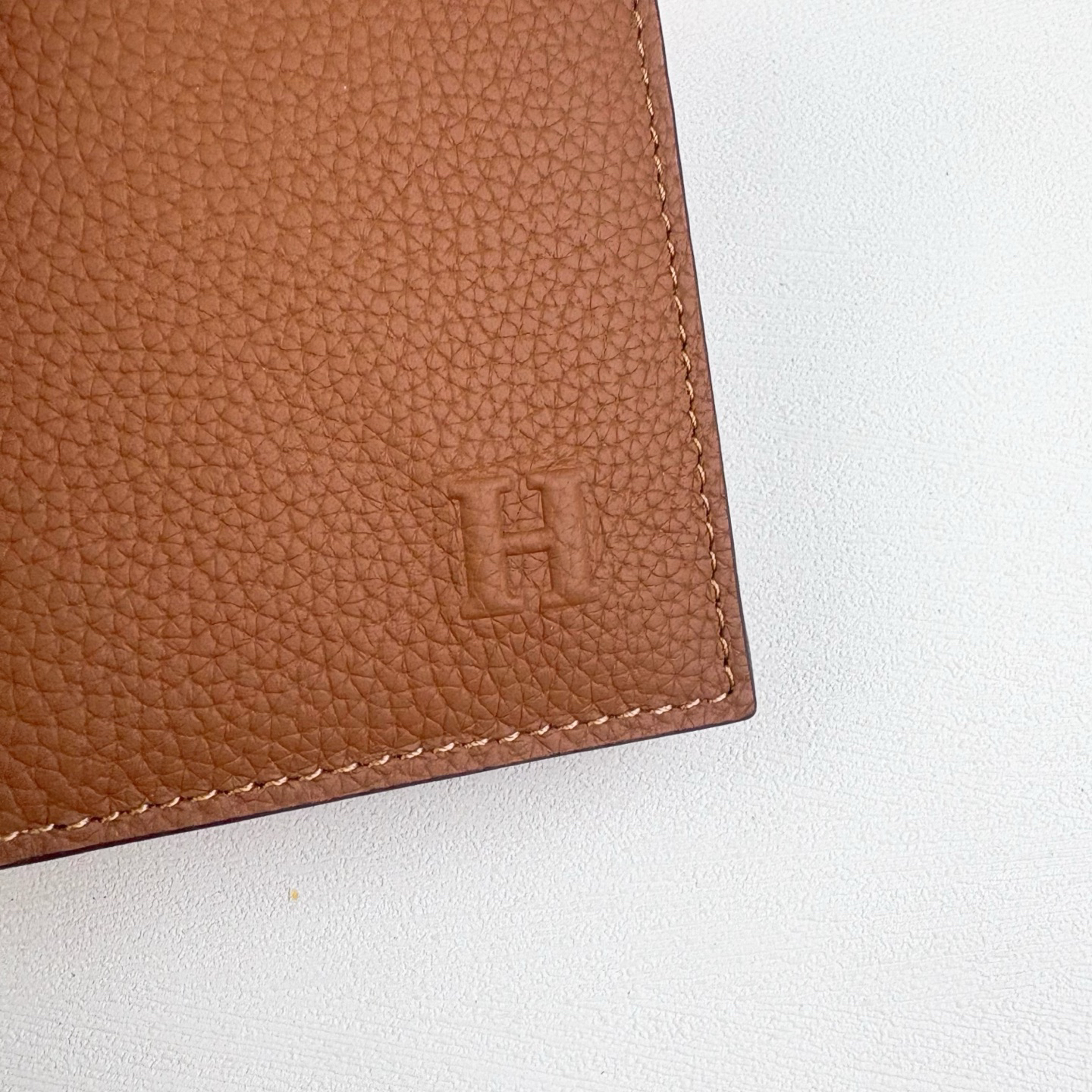 Hermès Togo Leather Card Holder - Image 4