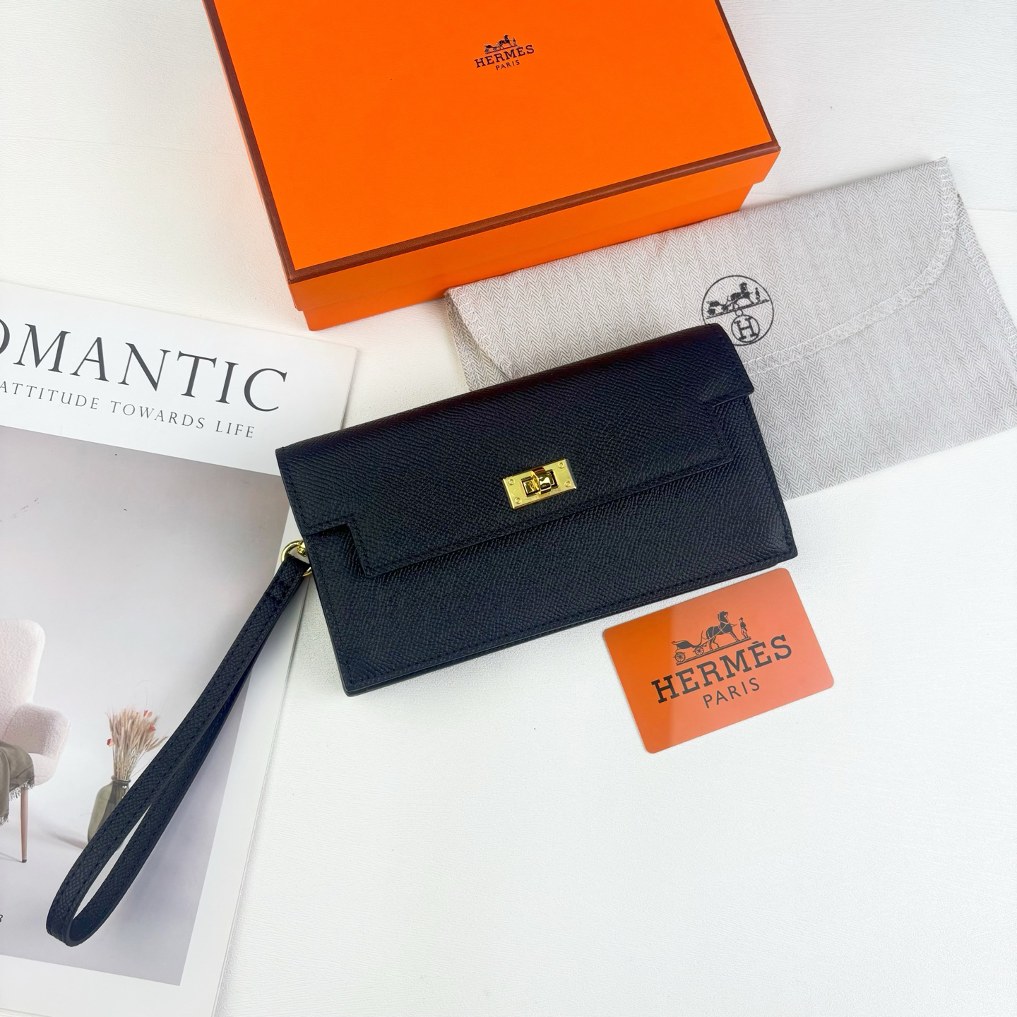 Hermès Kelly Long Wallet in Calfskin - Image 4