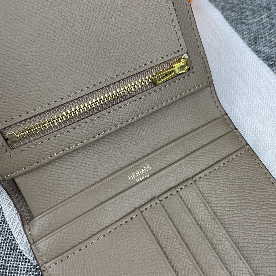Hermes Solid Color Vertical Leather Wallet - Image 4