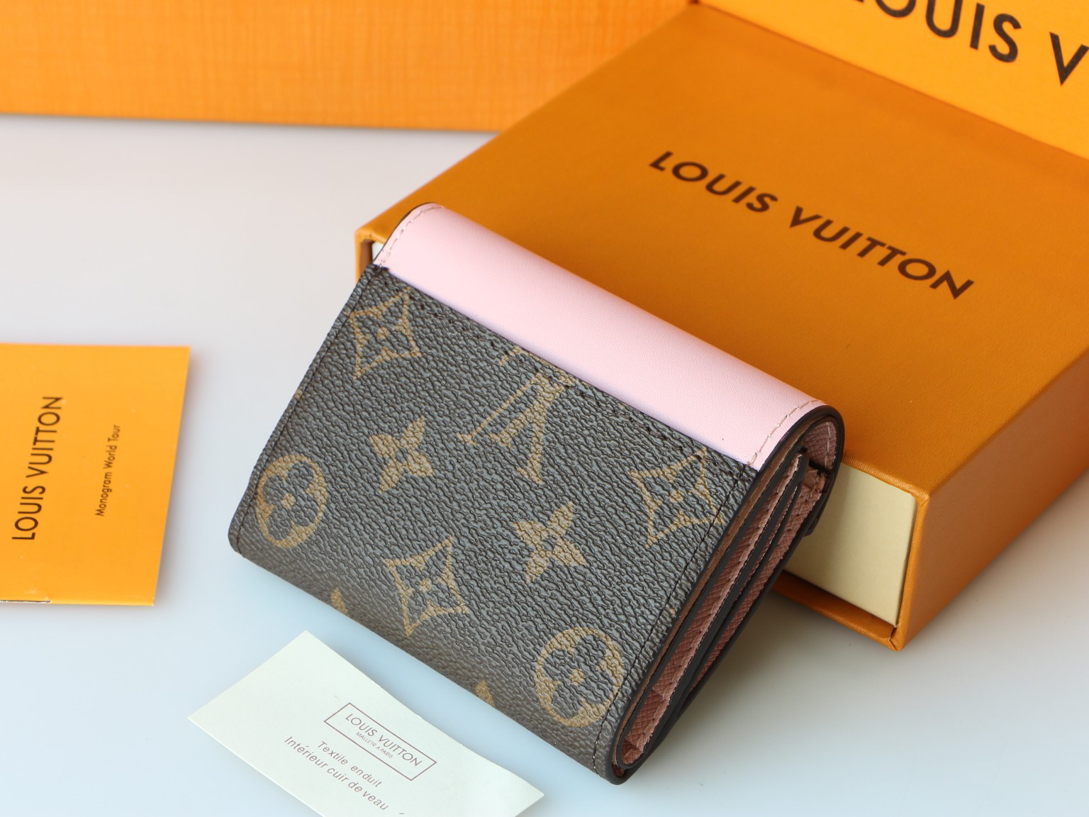 Louis Vuitton Zoe Wallet M62933 - Image 4