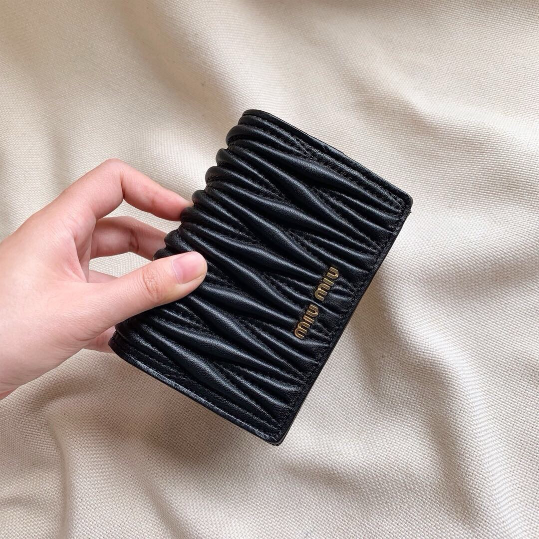 Miu Miu 5196 Lambskin Multifunction Wallet - Image 4