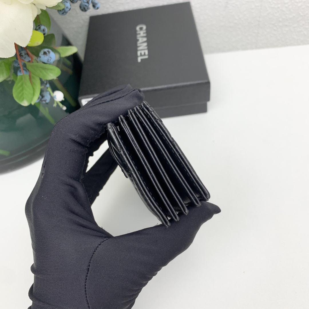 CHANEL AP1081 Large Quilted Goatskin Tri-Fold Wallet - Image 4