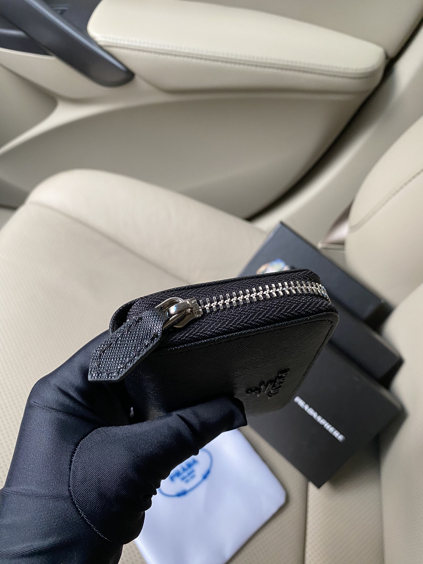 Prada Leather Card Holder, Model 2MC553 - Image 4