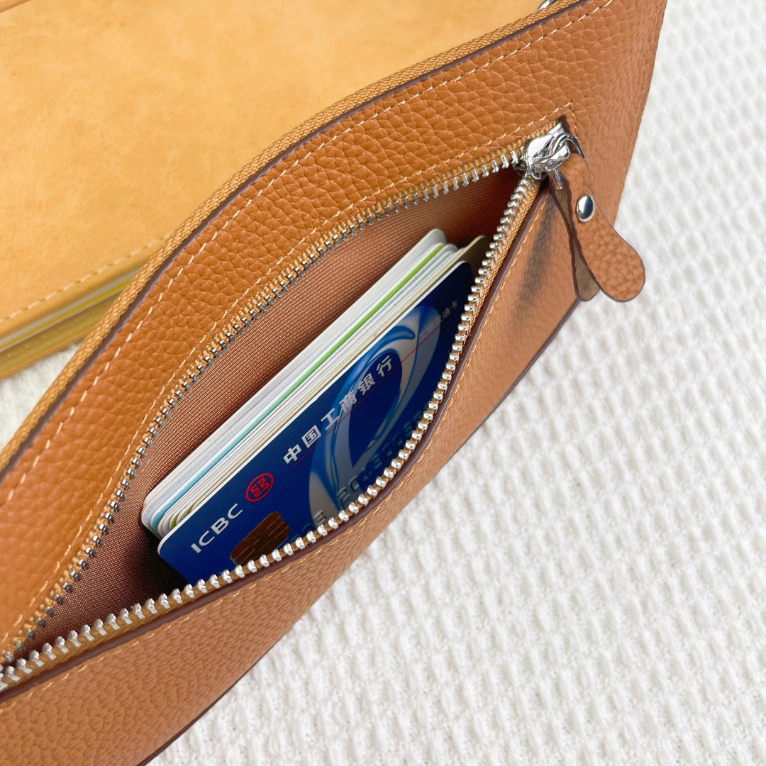 Hermès Silk'in Wallet in Barenia Calfskin - Image 4