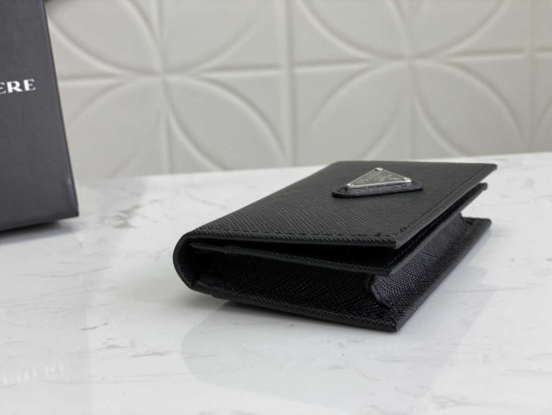Prada Men's Saffiano Leather Card Holder - Image 4