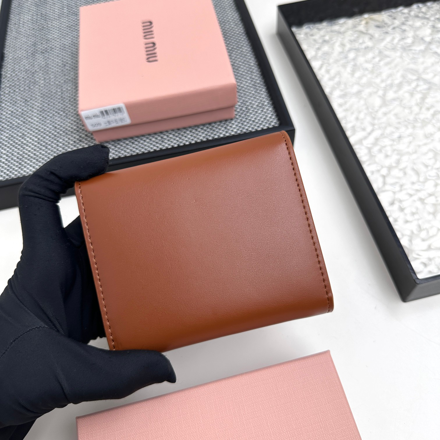 Miu Miu Tri-Fold Leather Wallet - Image 4