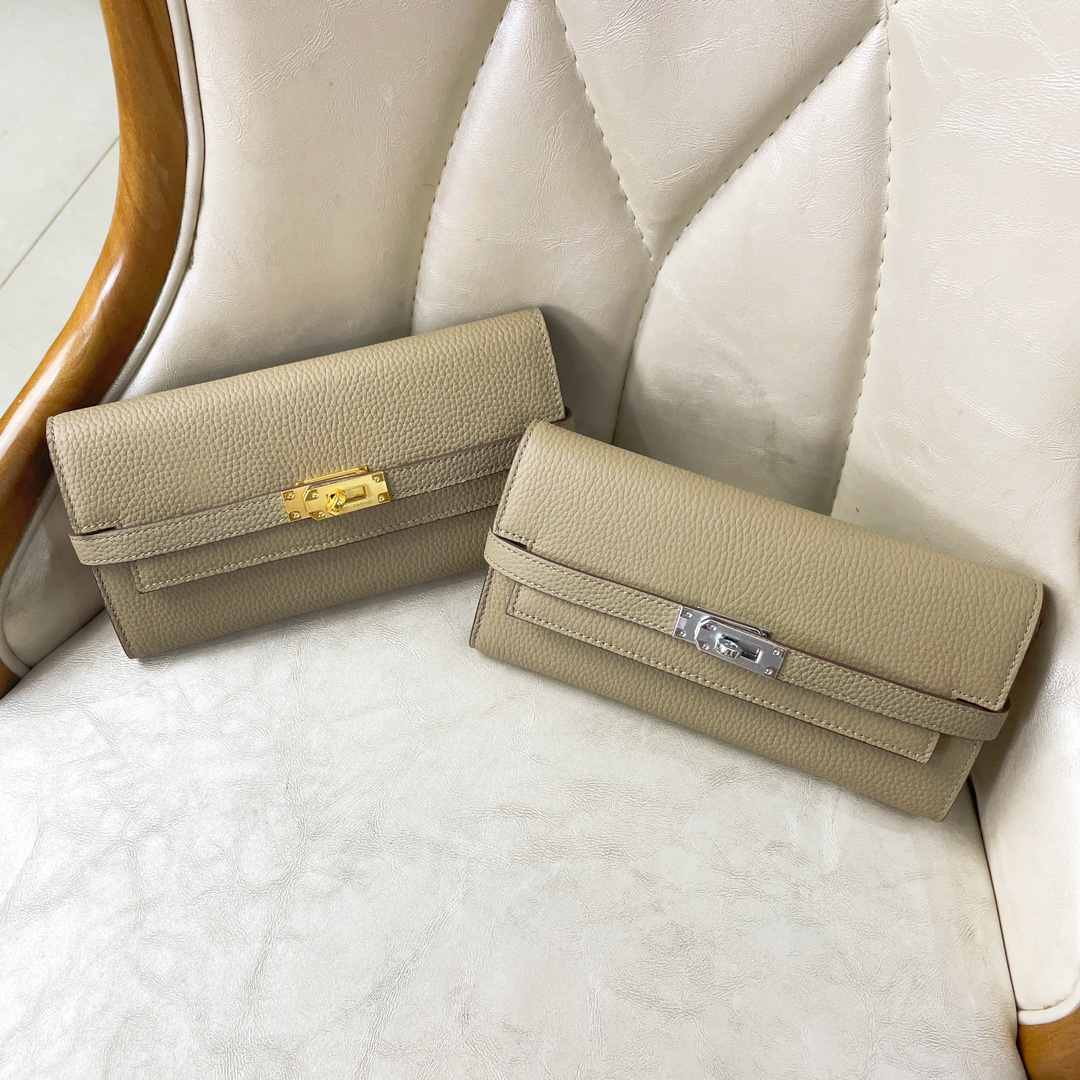 Hermès Kelly Long Wallet in Togo Leather - Image 4