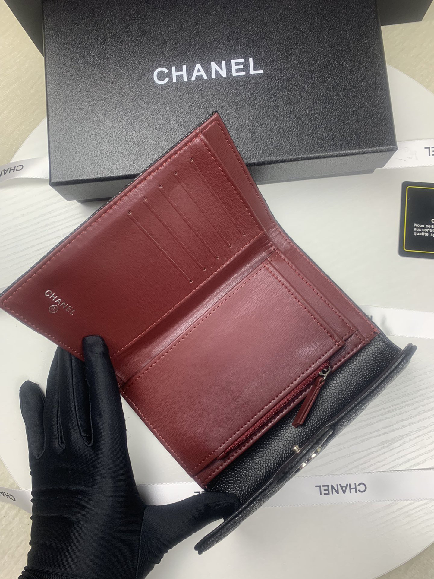 Chanel Medium Tri-Fold Wallet A84341 - Image 4