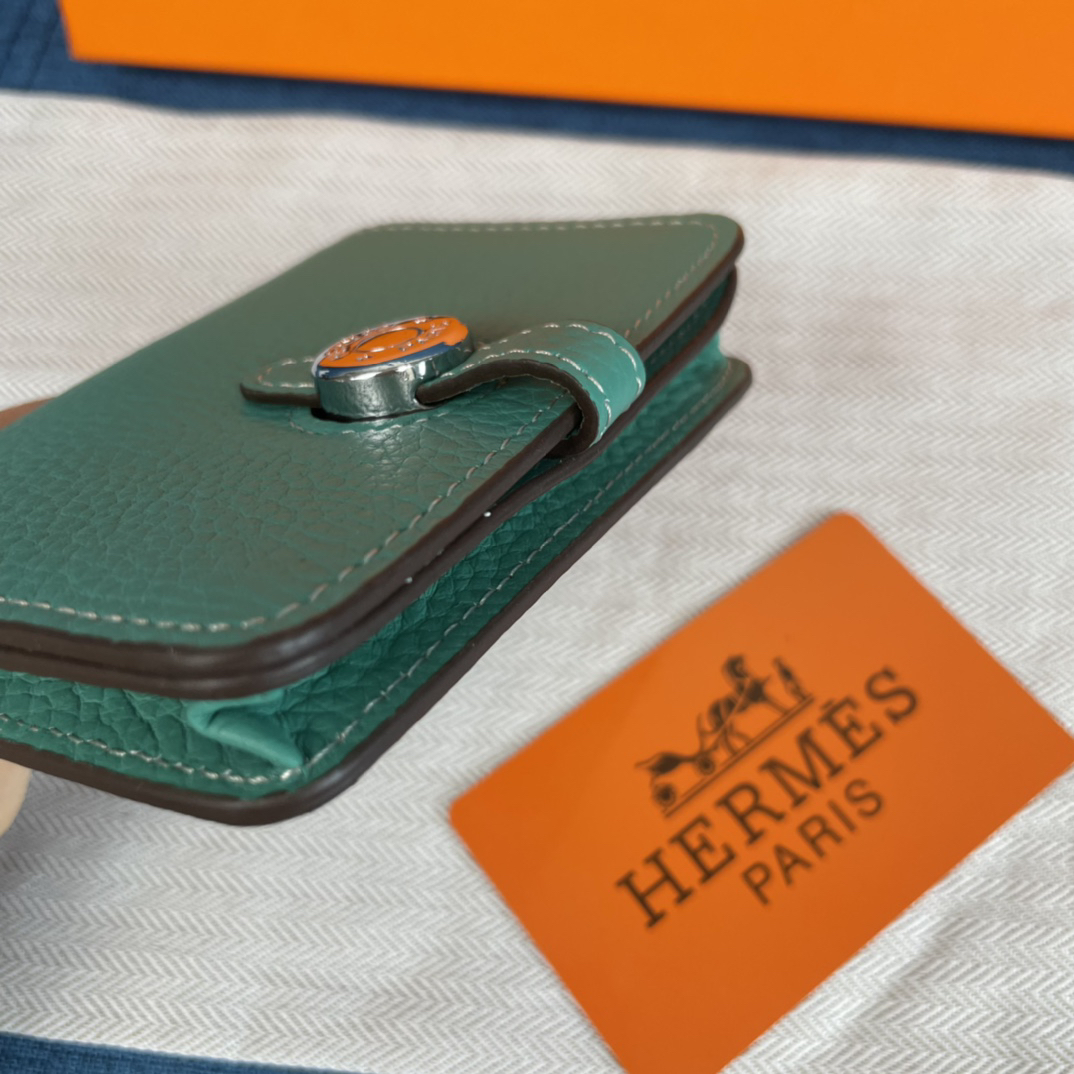 Hermès Togo Leather Card Holder - Image 4