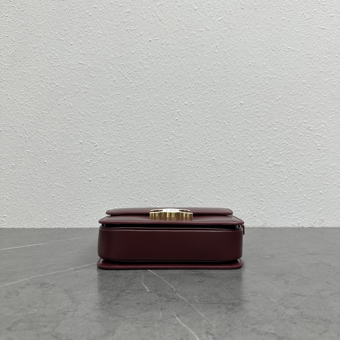 CELINE Teen Triomphe Shoulder Bag in Sierra Green with Gold-Tone Triomphe Clasp - Image 4