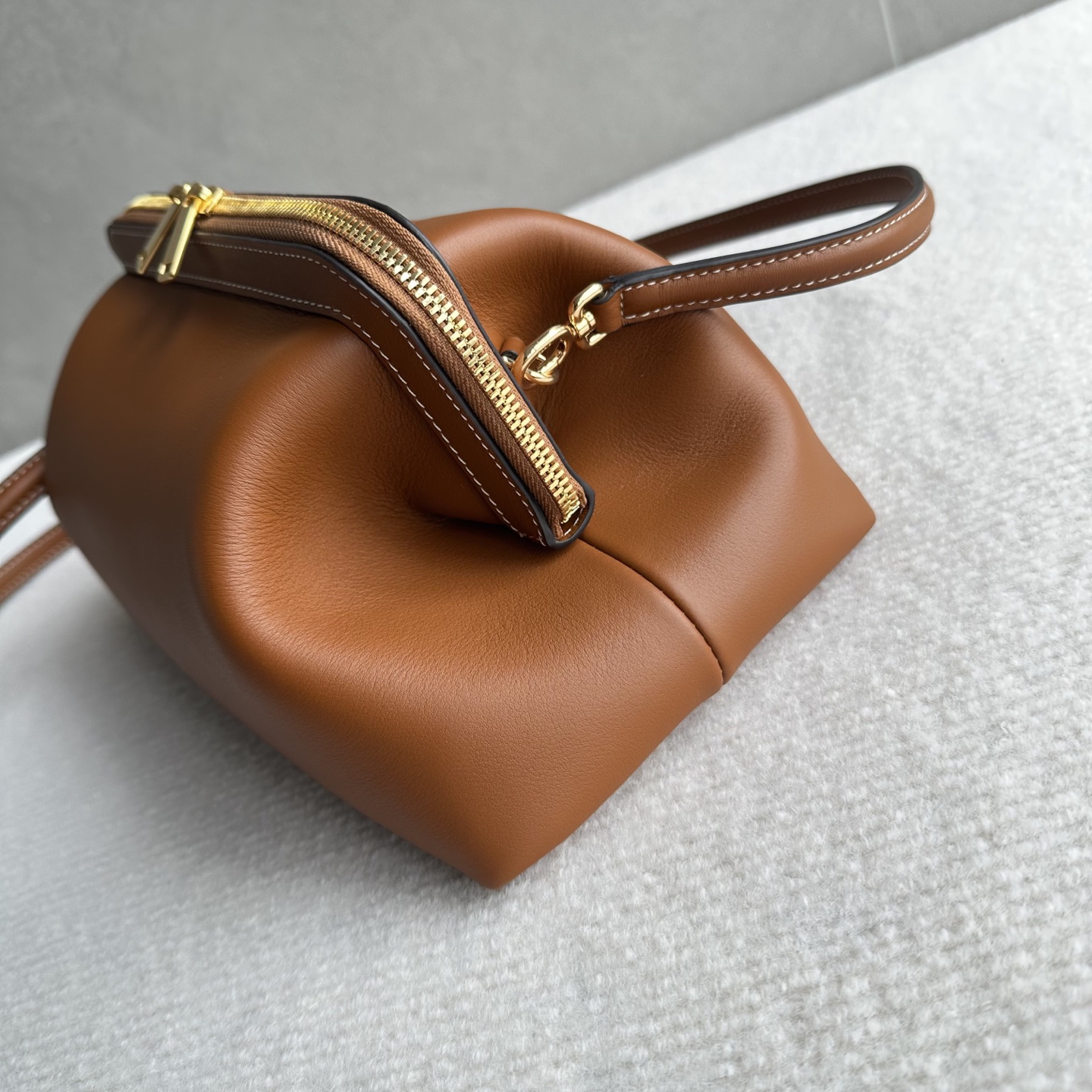CE DOCTOR Small Frame Clutch Bag - Image 4