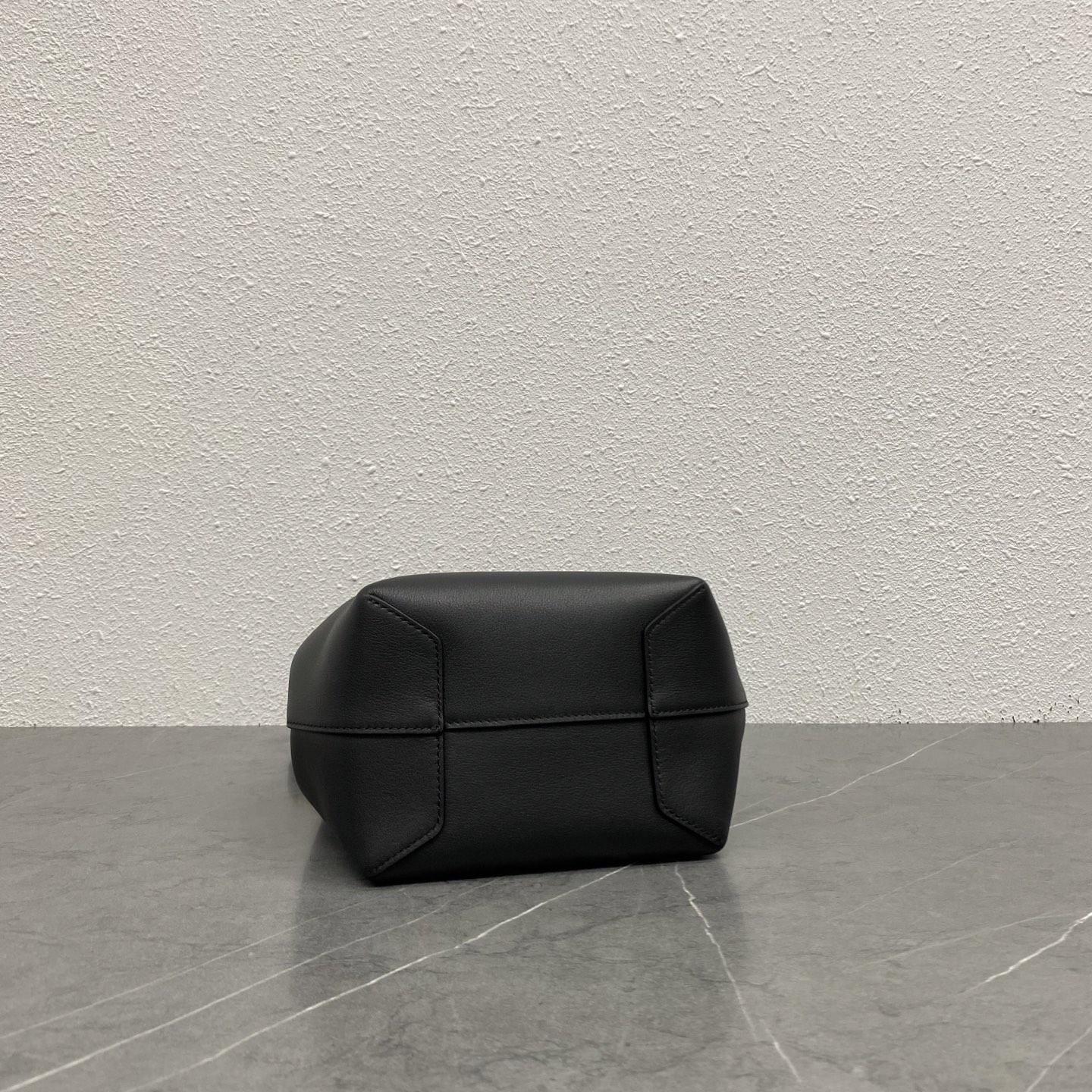 Leather Hobo Shoulder Bag - Image 4