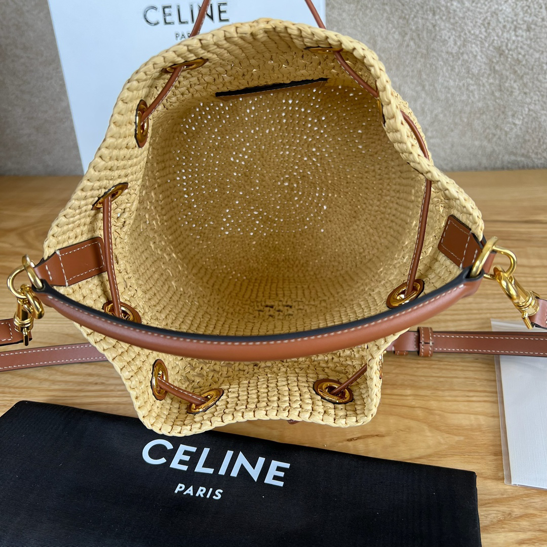 CLARA Classic Plant-Based Material and Cowhide Leather Handbag - Image 4