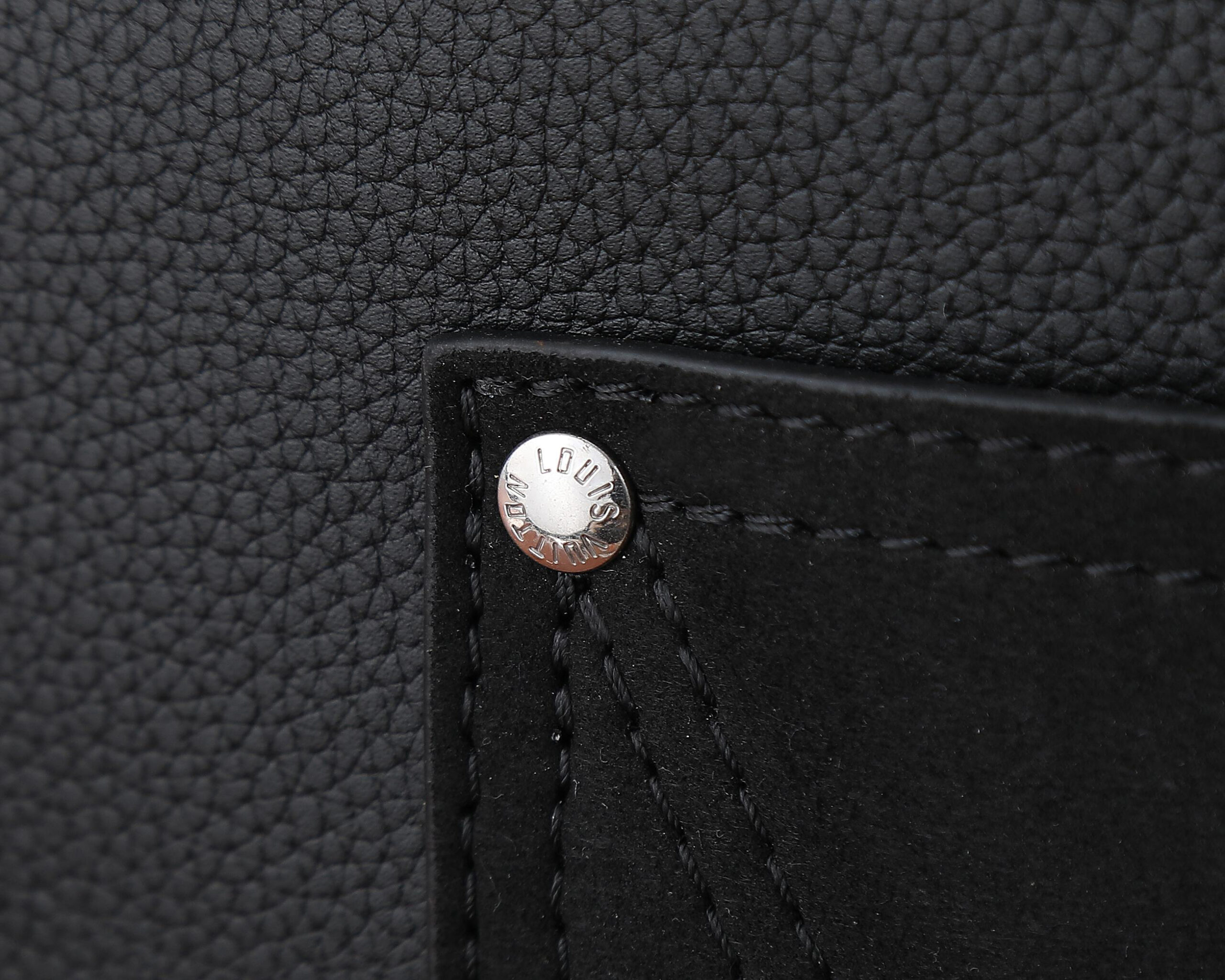 Verso Hobo Handbag in LV Touch Calfskin - Image 5