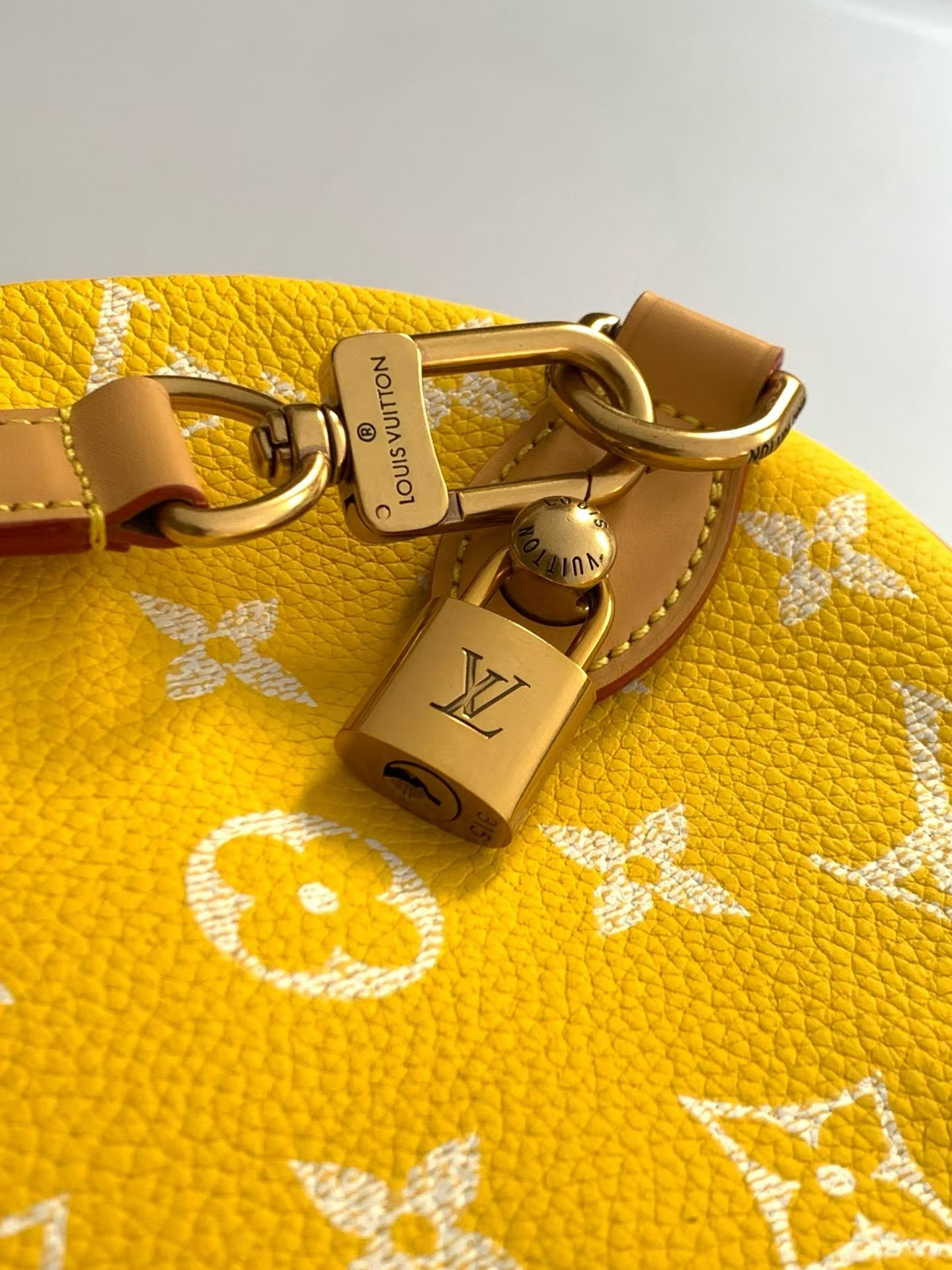 Speedy P9 Bandoulière 40 Handbag - Image 5