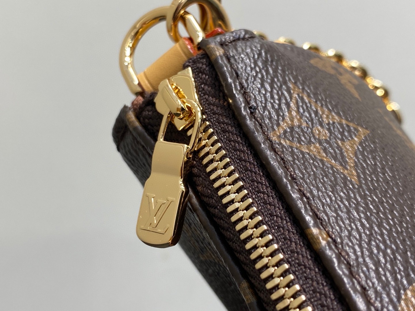 Louis Vuitton Pochette Eva Monogram Clutch - Image 5
