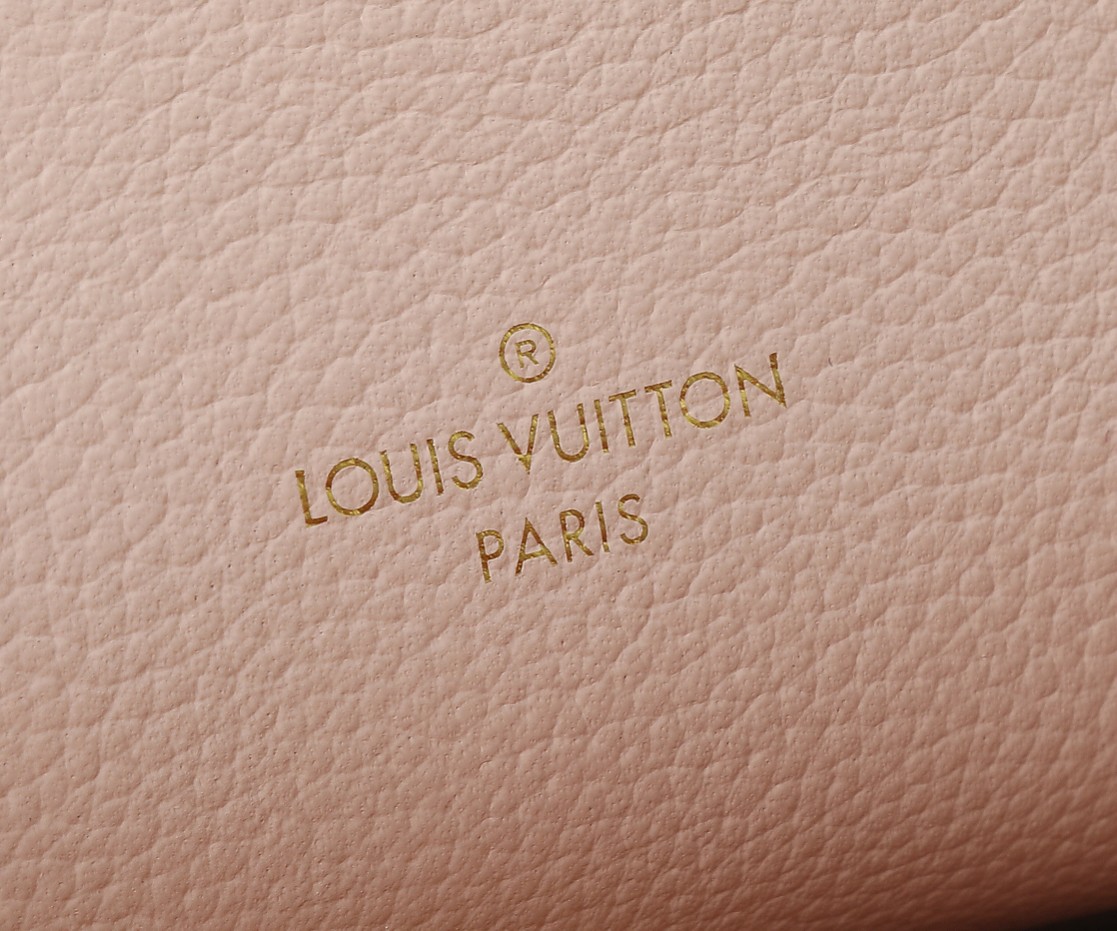Side Trunk Small Handbag - Image 5
