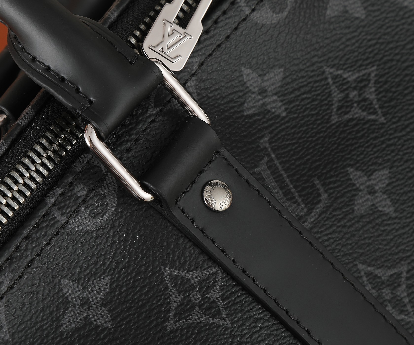 Louis Vuitton Keepall 45 Travel Bag in Monogram Eclipse Canvas - Image 5