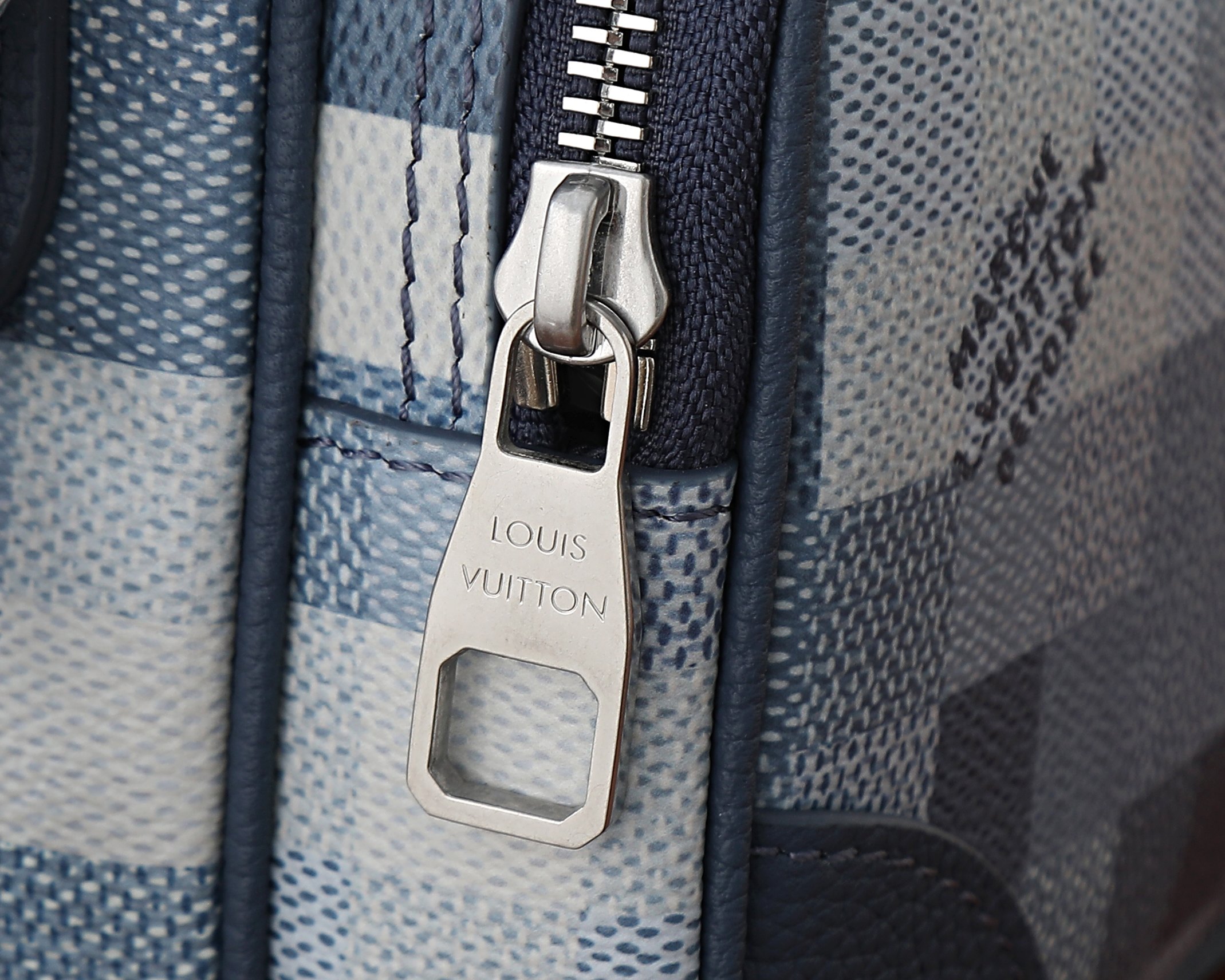 Louis Vuitton Nil Damoflage Coated Canvas Bag M28606 - Image 5