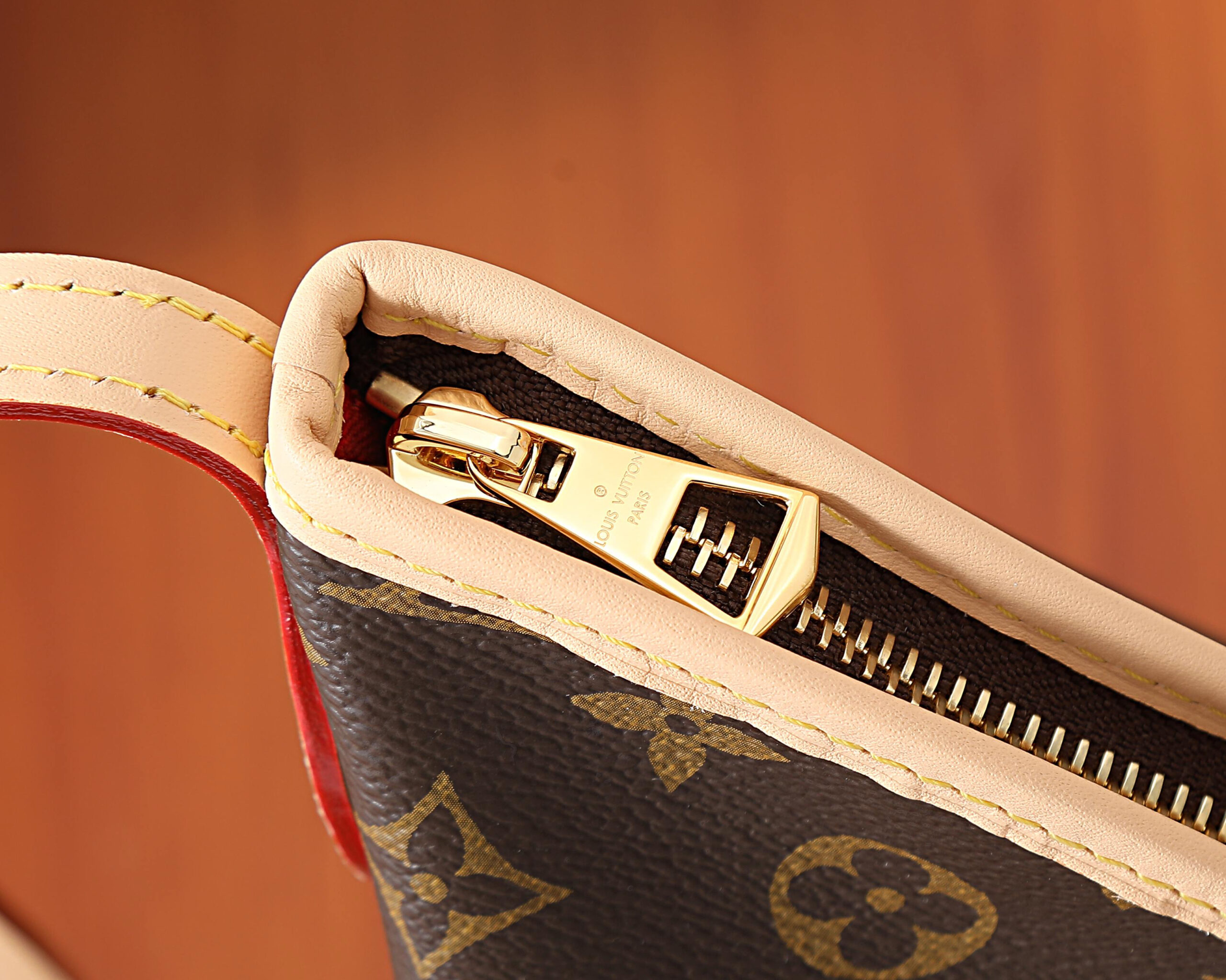 Louis Vuitton Monogram Shoulder Bag M27335 - Image 5