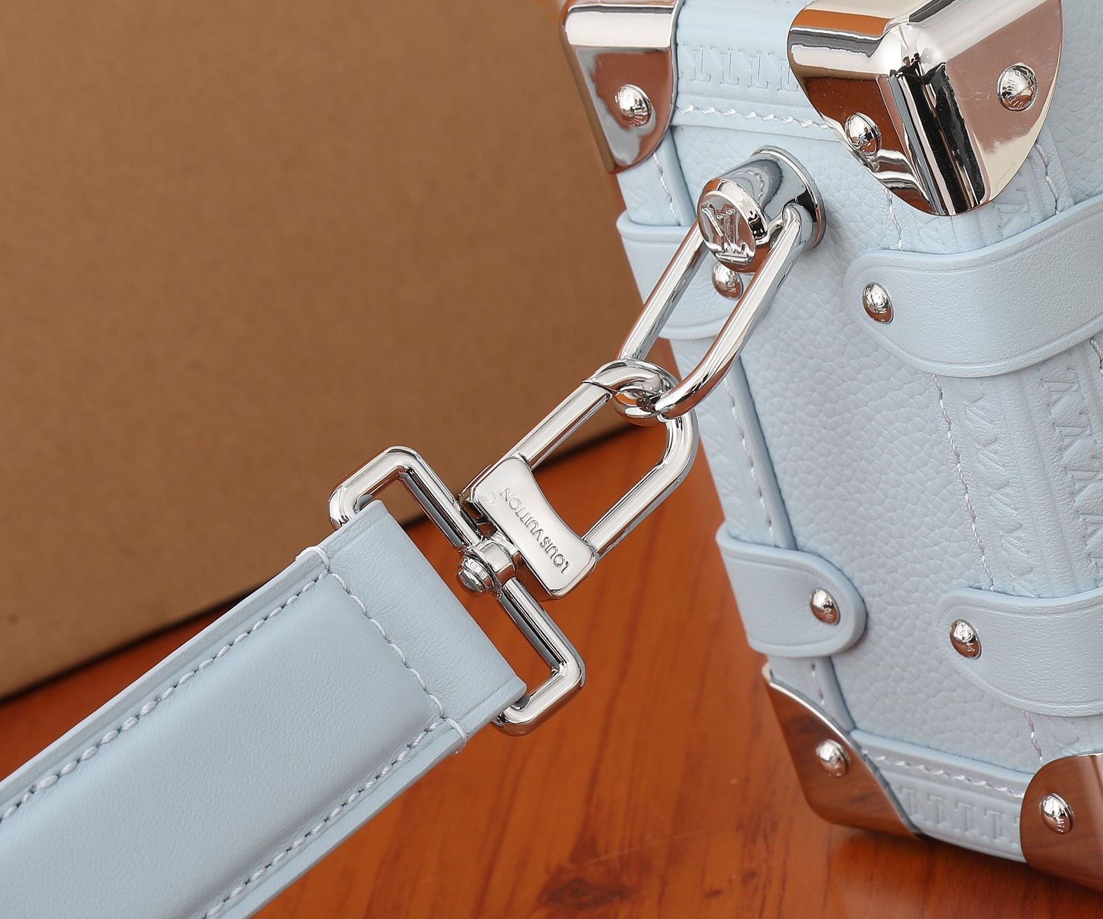 Louis Vuitton Side Trunk Small Shoulder Bag - Image 5
