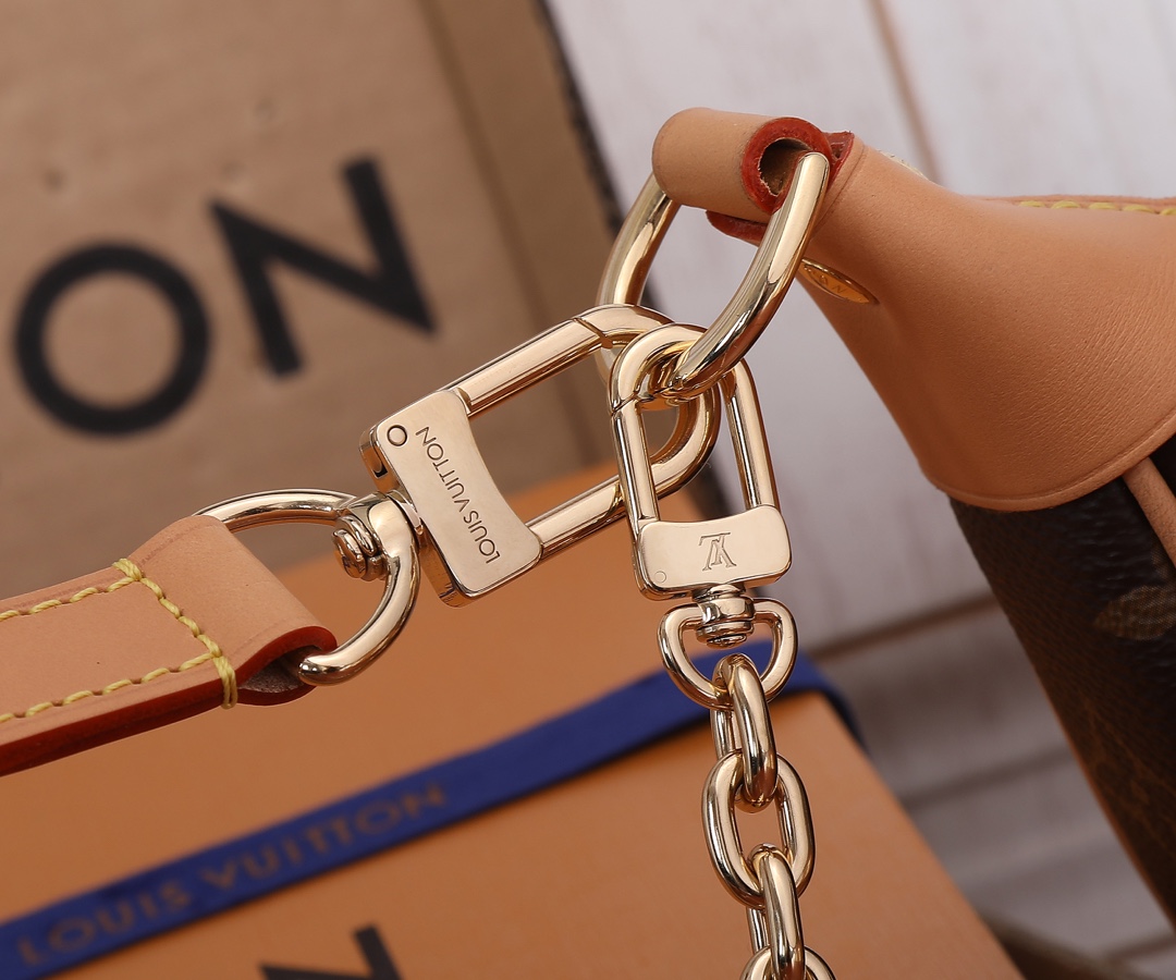 Louis Vuitton Loop Half-Moon Bag M81098 - Image 5